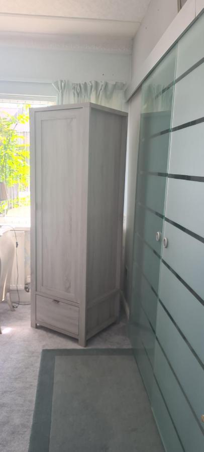 Parc Lodge Guesthouse Bridgend  Kültér fotó