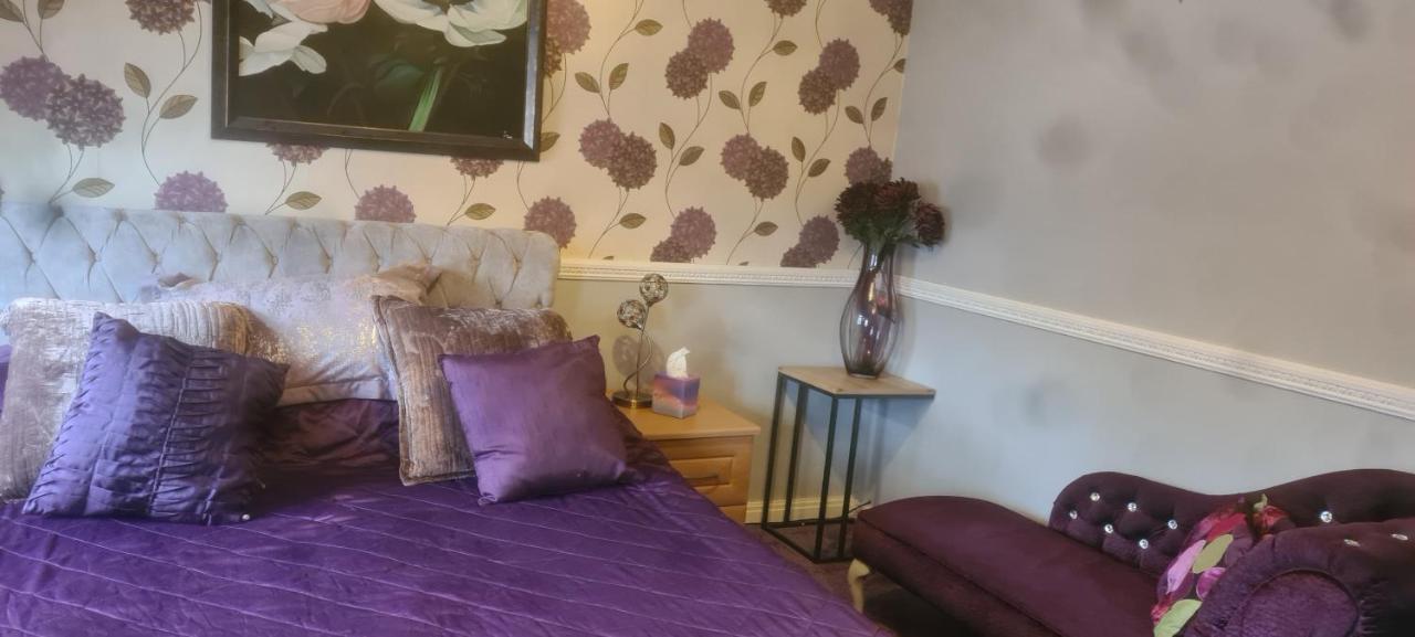 Parc Lodge Guesthouse Bridgend  Kültér fotó